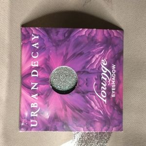 Urban decay eyeshadow swatch